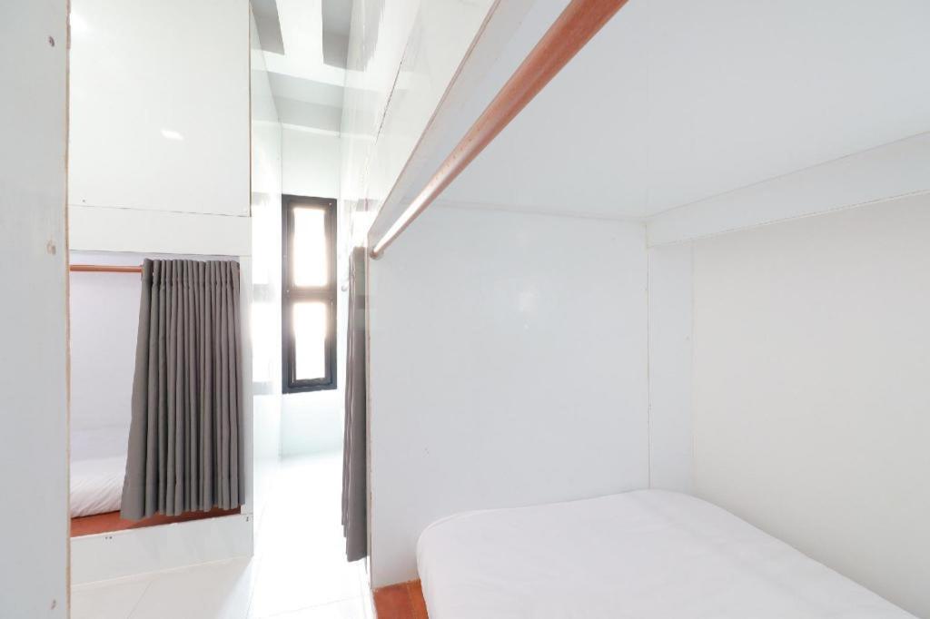 Oyo 544 Sleep Sloth Hotel