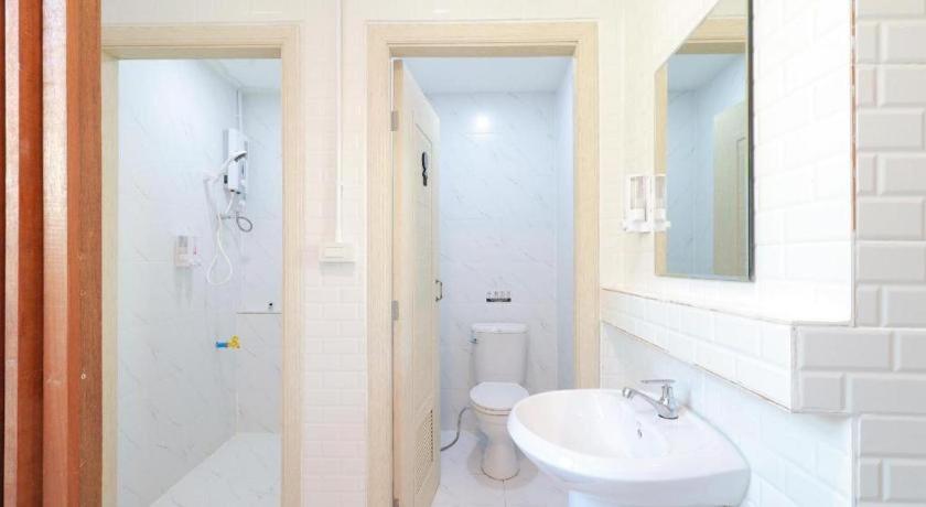 Oyo 544 Sleep Sloth Hotel 3*